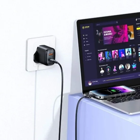 Porodo Dual Port Fast Charger Quick Charge + Power Delivery